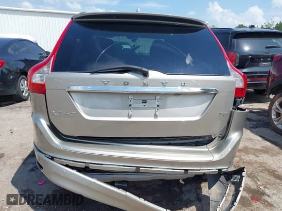 ✅ 2016 Volvo XC60 T5 Drive-E Premier • VIN: YV440MDK9G2787207 • Lot: 42819452. Listed on IAAI with 110,686 mi. Free auction sales archive from the USA and detailed vehicle history report at DreamBid. Image 16.