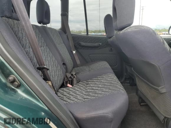 ✅ 2000 Toyota RAV4 • VIN: JT3HP10V9Y0230667 • Лот: 82100765. Опубликован ранее на Copart с пробегом 206 007 миль. Бесплатный доступ к архиву аукционных продаж из США и подробный отчёт об истории автомобиля на DreamBid. Изображение 11.