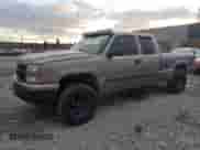 2006 Chevrolet Silverado 1500 LT2 z VIN 2GCEC19Z061306536, wystawiony jako Copart lot #45569345 z przebiegiem 219 158 mil mil oraz Czysty tytuł • Clean title. Historia ofert i sprzedaży dostępna na DreamBid. Obrazek 1.
