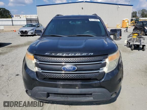 ✅ 2012 Ford Explorer XLT • VIN: 1FMHK7D85CGA50633 • Lot: 81118295. Wystawiony na Copart z przebiegiem 194 590 mil. Bezpłatny archiwum sprzedaży aukcyjnych z USA i szczegółowy raport historii pojazdu na DreamBid. Zdjęcie 5.