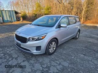 ✅ 2017 Kia Sedona L • VIN: KNDMA5C10H6264747 • Lot: 95277395. Listed on Copart with 186,984 mi. Free auction sales archive from the USA and detailed vehicle history report at DreamBid. Image 2.