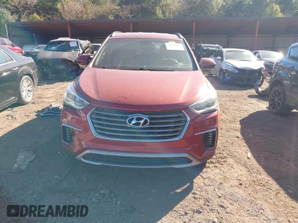 ✅ 2017 Hyundai Santa Fe SE • VIN: KM8SMDHF9HU223439 • Lot: 43610926. Wystawiony na IAAI z przebiegiem 140 988 mil. Bezpłatny archiwum sprzedaży aukcyjnych z USA i szczegółowy raport historii pojazdu na DreamBid. Zdjęcie 6.