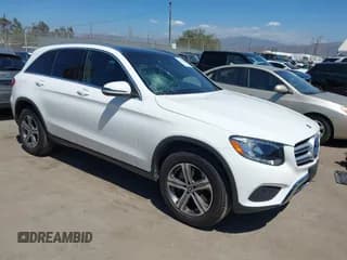 ✅ 2019 Mercedes-Benz GLC 300 • VIN: WDC0G4JB4KV126297 • Lot: 43154380. Wystawiony na IAAI z przebiegiem 87 221 mil. Bezpłatny archiwum sprzedaży aukcyjnych z USA i szczegółowy raport historii pojazdu na DreamBid. Zdjęcie 1.