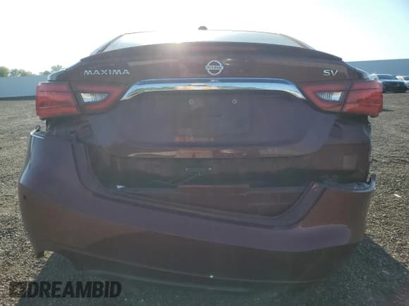 ✅ 2016 Nissan Maxima SL • VIN: 1N4AA6AP1GC442235 • Лот: 71241975. Опубликован ранее на Copart с пробегом 154 308 миль. Бесплатный доступ к архиву аукционных продаж из США и подробный отчёт об истории автомобиля на DreamBid. Изображение 6.