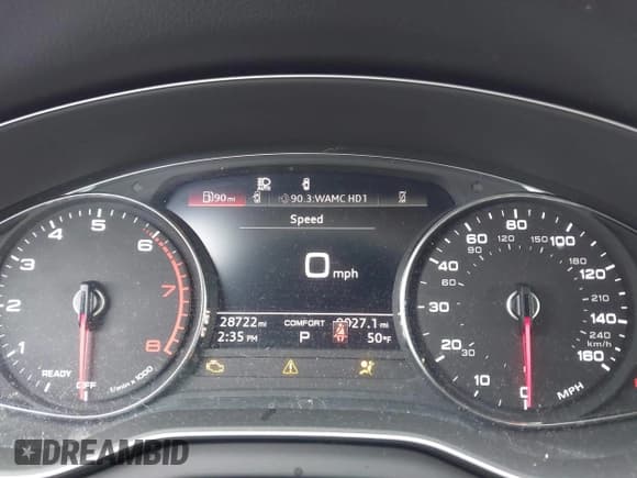 ✅ 2024 Audi Q5 Premium • VIN: WA1ABAFY0R2050717 • Lot: 43569370. Wystawiony na IAAI z przebiegiem 28 722 mil. Bezpłatny archiwum sprzedaży aukcyjnych z USA i szczegółowy raport historii pojazdu na DreamBid. Zdjęcie 7.