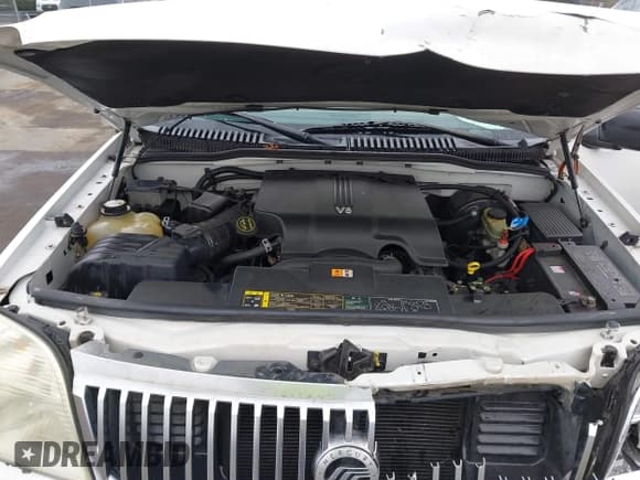 ✅ 2002 Mercury Mountaineer • VIN: 4M2ZU86W12ZJ35003 • Лот: 41193635. Опубликован ранее на IAAI с пробегом 168 601 миль. Бесплатный доступ к архиву аукционных продаж из США и подробный отчёт об истории автомобиля на DreamBid. Изображение 10.