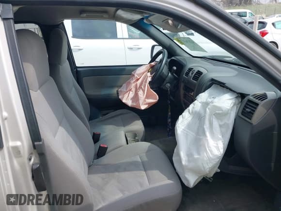 ✅ 2004 Chevrolet Colorado LS Z71 • VIN: 1GCDT196X48182271 • Lot: 42036317. Listed on IAAI with 149,606 mi. Free auction sales archive from the USA and detailed vehicle history report at DreamBid. Image 5.