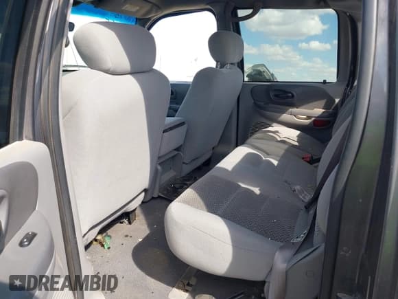 ✅ 2003 Ford F-150 XLT • VIN: 1FTRW08LX3KC81155 • Лот: 43426656. Опубликован ранее на IAAI с пробегом 192 214 миль. Бесплатный доступ к архиву аукционных продаж из США и подробный отчёт об истории автомобиля на DreamBid. Изображение 8.