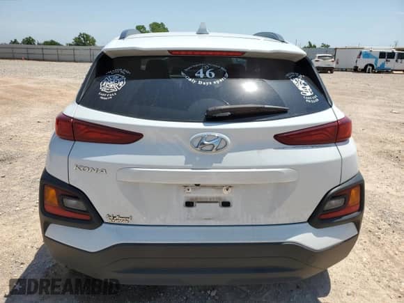 2020 Hyundai Kona SEL Plus z VIN KM8K62AA1LU595170, wystawiony jako Copart lot #58151423 z przebiegiem 49 822 mil mil oraz . Historia ofert i sprzedaży dostępna na DreamBid. Obrazek 6.