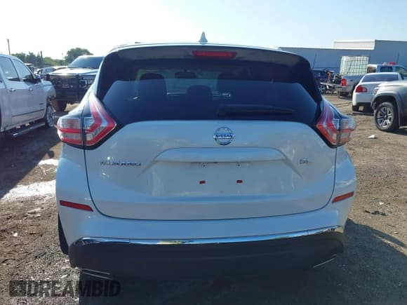 ✅ 2017 Nissan Murano Platinum • VIN: 5N1AZ2MG9HN125554 • Lot: 42689663. Listed on IAAI with 37,097 mi. Free auction sales archive from the USA and detailed vehicle history report at DreamBid. Image 17.