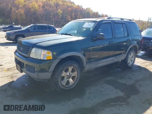 ✅ 2002 Ford Explorer XLT • VIN: 1FMDU73E72ZA12923 • Lot: 43560122. Wystawiony na IAAI z przebiegiem 142 054 mil. Bezpłatny archiwum sprzedaży aukcyjnych z USA i szczegółowy raport historii pojazdu na DreamBid. Zdjęcie 2.