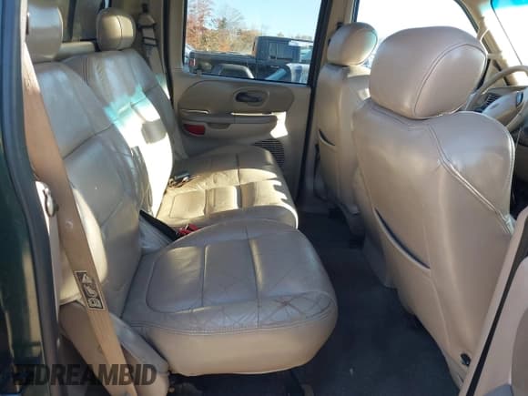 ✅ 2001 Ford F-150 XLT • VIN: 1FTRW08L81KB19215 • Lot: 40650628. Listed on IAAI with 268,479 mi. Free auction sales archive from the USA and detailed vehicle history report at DreamBid. Image 8.