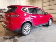 ✅ 2017 Nissan Rogue S • VIN: JN8AT2MV9HW264960 • Lot: 42826275. Wystawiony na IAAI z przebiegiem 125 534 mil. Bezpłatny archiwum sprzedaży aukcyjnych z USA i szczegółowy raport historii pojazdu na DreamBid. Zdjęcie 4.