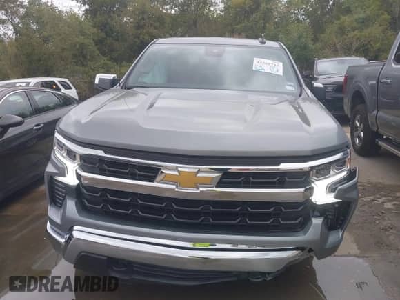 2026 Chevrolet Silverado 1500 LT z VIN 3GCUKDED5TG116874, wystawiony jako IAAI lot #43568713 z przebiegiem 1 845 mil mil oraz . Historia ofert i sprzedaży dostępna na DreamBid. Obrazek 13.
