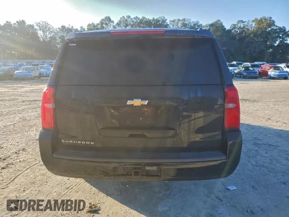 ✅ 2016 Chevrolet Suburban LT • VIN: 1GNSCHKC4GR446168 • Lot: 96157215. Wystawiony na Copart z przebiegiem 111 513 mil. Bezpłatny archiwum sprzedaży aukcyjnych z USA i szczegółowy raport historii pojazdu na DreamBid. Zdjęcie 6.