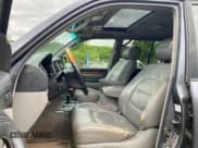 ✅ 2007 Lexus LX 470 • VIN: JTJHT00W674021577 • Lot: 65676555. Wystawiony na Copart z przebiegiem 270 615 mil. Bezpłatny archiwum sprzedaży aukcyjnych z USA i szczegółowy raport historii pojazdu na DreamBid. Zdjęcie 5.