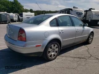 ✅ 2005 Volkswagen Passat GLS • VIN: WVWAD63B15P025609 • Lot: 69685554. Wystawiony na Copart z przebiegiem 160 474 mil. Bezpłatny archiwum sprzedaży aukcyjnych z USA i szczegółowy raport historii pojazdu na DreamBid. Zdjęcie 3.