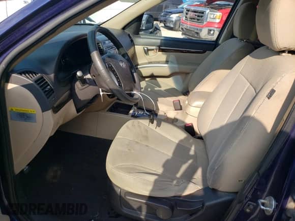 2010 Hyundai Santa Fe GLS с VIN 5NMSG3ABXAH410019, выставлен на аукционе Copart как лот 67904024 с пробегом 273 855 миль миль и На запчасти • Non repairable. История ставок и продаж доступна на DreamBid. Изображение 7.