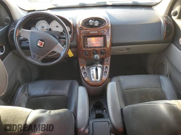 2005 Saturn VUE z VIN 5GZCZ53495S860942, wystawiony jako Copart lot #83226544 z przebiegiem 194 262 mil mil oraz Szkoda całkowita • Salvage title. Historia ofert i sprzedaży dostępna na DreamBid. Obrazek 8.