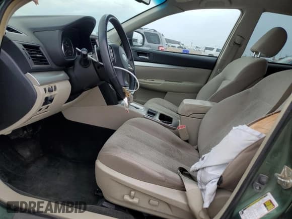 ✅ 2013 Subaru Outback Premium • VIN: 4S4BRCCC0D3238338 • Lot: 58868825. Listed on Copart with 112,294 mi. Free auction sales archive from the USA and detailed vehicle history report at DreamBid. Image 7.
