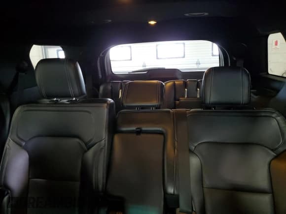 ✅ 2016 Ford Explorer Limited • VIN: 1FM5K8F87GGC09101 • Lot: 52377055. Wystawiony na Copart z przebiegiem 147 746 mil. Bezpłatny archiwum sprzedaży aukcyjnych z USA i szczegółowy raport historii pojazdu na DreamBid. Zdjęcie 10.