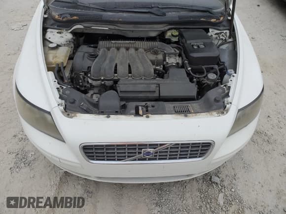 ✅ 2007 Volvo S40 2.4L • VIN: YV1MS382272267409 • Lot: 76596874. Listed on Copart with 112,995 mi. Free auction sales archive from the USA and detailed vehicle history report at DreamBid. Image 11.