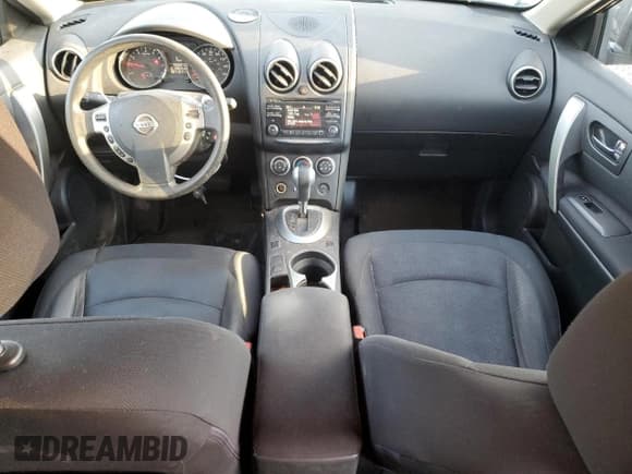 ✅ 2015 Nissan Rogue S • VIN: JN8AS5MV0FW261091 • Lot: 92634045. Wystawiony na Copart z przebiegiem 104 399 mil. Bezpłatny archiwum sprzedaży aukcyjnych z USA i szczegółowy raport historii pojazdu na DreamBid. Zdjęcie 8.