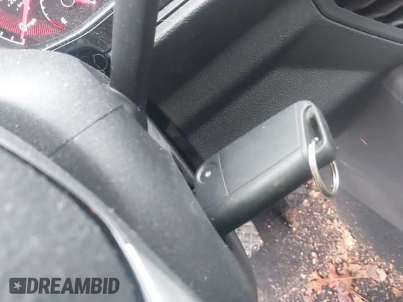 ✅ 2019 Volkswagen Jetta S • VIN: 3VWC57BU2KM072807 • Lot: 43728140. Wystawiony na IAAI z przebiegiem 72 972 mil. Bezpłatny archiwum sprzedaży aukcyjnych z USA i szczegółowy raport historii pojazdu na DreamBid. Zdjęcie 11.