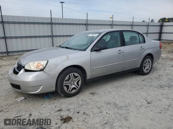2007 Chevrolet Malibu LS z VIN 1G1ZS58N07F278640, wystawiony jako Copart lot #71106874 z przebiegiem 188 654 mil mil oraz Szkoda całkowita • Salvage title. Historia ofert i sprzedaży dostępna na DreamBid. Obrazek 1.