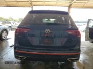 ✅ 2022 Volkswagen Tiguan SEL R-Line • VIN: 3VV4B7AX2NM099300 • Lot: 80261425. Wystawiony na Copart z przebiegiem 46 272 mil. Bezpłatny archiwum sprzedaży aukcyjnych z USA i szczegółowy raport historii pojazdu na DreamBid. Zdjęcie 6.