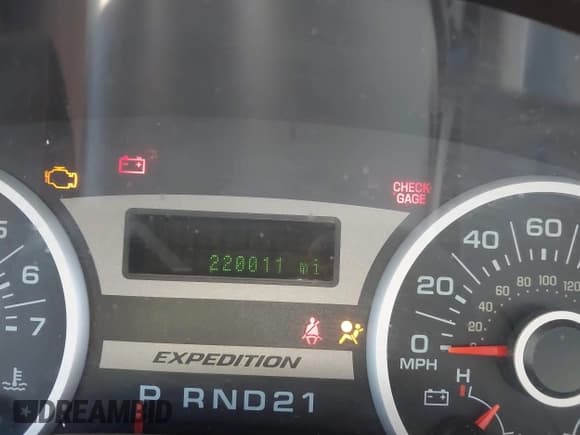 ✅ 2003 Ford Expedition Eddie Bauer • VIN: 1FMRU17W73LB39407 • Lot: 42042645. Wystawiony na IAAI z przebiegiem 220 011 mil. Bezpłatny archiwum sprzedaży aukcyjnych z USA i szczegółowy raport historii pojazdu na DreamBid. Zdjęcie 7.