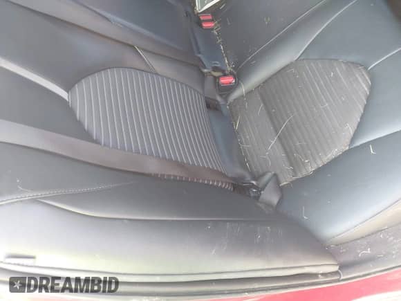 2022 Toyota Camry SE z VIN 4T1G11AK7NU036054, wystawiony jako IAAI lot #43036833 z przebiegiem 106 915 mil mil oraz . Historia ofert i sprzedaży dostępna na DreamBid. Obrazek 8.