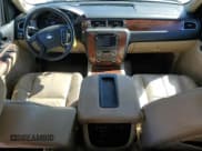 ✅ 2008 Chevrolet Suburban Commercial • VIN: 1GNFC16018R209521 • Lot: 76571044. Wystawiony na Copart z przebiegiem 251 229 mil. Bezpłatny archiwum sprzedaży aukcyjnych z USA i szczegółowy raport historii pojazdu na DreamBid. Zdjęcie 8.