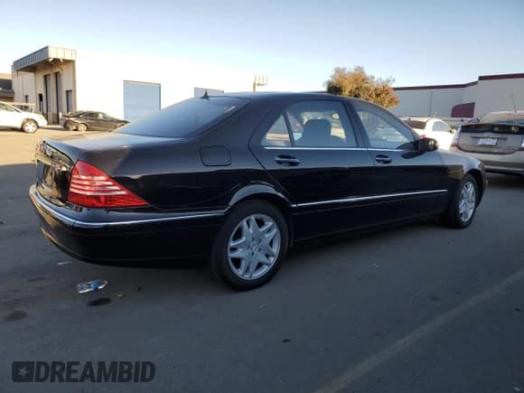 ✅ 2003 Mercedes-Benz S 430 • VIN: WDBNG70J63A341497 • Lot: 89241655. Listed on Copart with 88,288 mi. Free auction sales archive from the USA and detailed vehicle history report at DreamBid. Image 3.