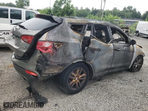 ✅ 2016 Hyundai Santa Fe • VIN: 5XYZW4LA0GG312843 • Лот: 70646325. Опубликован ранее на Copart с пробегом Не указан. Бесплатный доступ к архиву аукционных продаж из США и подробный отчёт об истории автомобиля на DreamBid. Изображение 3.