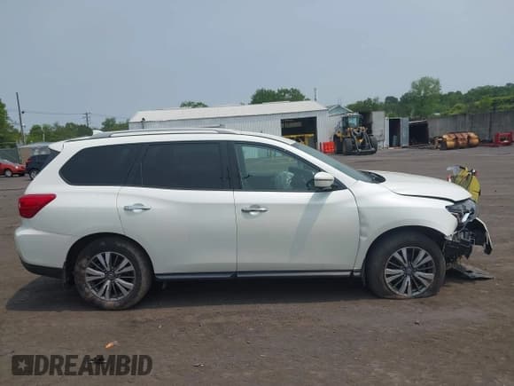 ✅ 2019 Nissan Pathfinder SV • VIN: 5N1DR2MM5KC615110 • Lot: 42399030. Listed on IAAI with 129,844 mi. Free auction sales archive from the USA and detailed vehicle history report at DreamBid. Image 13.
