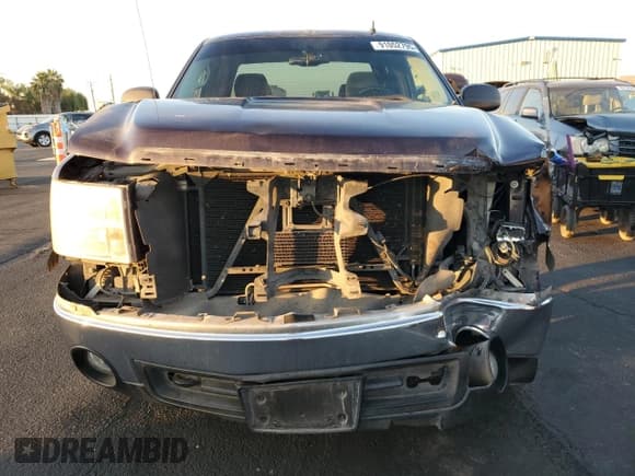 ✅ 2008 GMC Sierra 1500 Work Truck • VIN: 2GTEC19C281235614 • Лот: 91052795. Опубликован ранее на Copart с пробегом 163 751 миль. Бесплатный доступ к архиву аукционных продаж из США и подробный отчёт об истории автомобиля на DreamBid. Изображение 5.