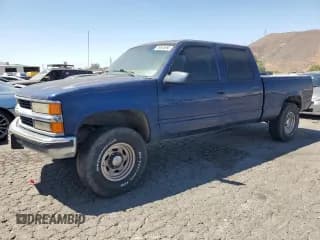 ✅ 2000 Chevrolet Silverado 2500 • VIN: 1GCGC23R8YF414759 • Lot: 66645665. Wystawiony na Copart z przebiegiem 200 745 mil. Bezpłatny archiwum sprzedaży aukcyjnych z USA i szczegółowy raport historii pojazdu na DreamBid. Zdjęcie 1.