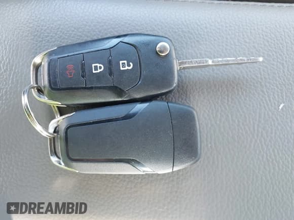 ✅ 2016 Ford F-150 XLT • VIN: 1FTEX1EP9GFA64493 • Лот: 42550693. Опубликован ранее на IAAI с пробегом 117 978 миль. Бесплатный доступ к архиву аукционных продаж из США и подробный отчёт об истории автомобиля на DreamBid. Изображение 11.