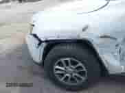 2018 Jeep Grand Cherokee Altitude с VIN 1C4RJFAG3JC180674, выставлен на аукционе IAAI как лот 40632513 с пробегом 87 403 миль миль и . История ставок и продаж доступна на DreamBid. Изображение 6.