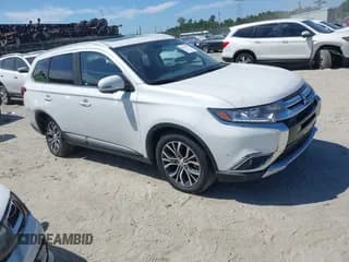 ✅ 2018 Mitsubishi Outlander SE • VIN: JA4AD3A38JZ053880 • Lot: 43217197. Listed on IAAI with 131,340 mi. Free auction sales archive from the USA and detailed vehicle history report at DreamBid. Image 1.