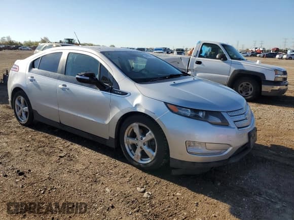 ✅ 2013 Chevrolet Volt • VIN: 1G1RB6E40DU148639 • Lot: 84972015. Wystawiony na Copart z przebiegiem 157 261 mil. Bezpłatny archiwum sprzedaży aukcyjnych z USA i szczegółowy raport historii pojazdu na DreamBid. Zdjęcie 4.