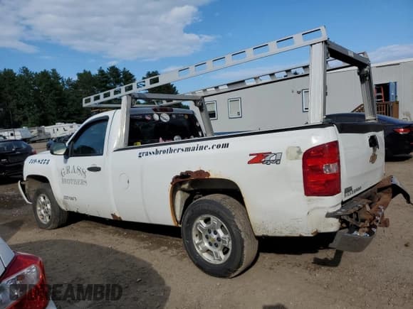 ✅ 2009 Chevrolet Silverado 1500 • VIN: 1GCEK24J89Z150770 • Лот: 66755994. Опубликован ранее на Copart с пробегом 240 924 миль. Бесплатный доступ к архиву аукционных продаж из США и подробный отчёт об истории автомобиля на DreamBid. Изображение 2.