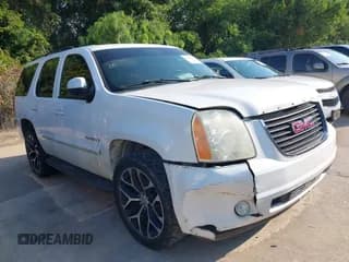 ✅ 2007 GMC Yukon SLT • VIN: 1GKFC13057R221493 • Lot: 42904175. Listed on IAAI with 243,898 mi. Free auction sales archive from the USA and detailed vehicle history report at DreamBid. Image 1.
