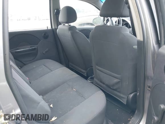 ✅ 2006 Chevrolet Aveo LS • VIN: KL1TD66666B565440 • Lot: 42723707. Wystawiony na IAAI z przebiegiem 172 926 mil. Bezpłatny archiwum sprzedaży aukcyjnych z USA i szczegółowy raport historii pojazdu na DreamBid. Zdjęcie 8.