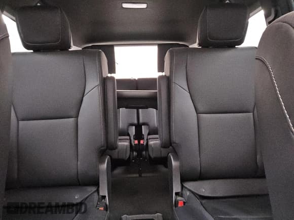 ✅ 2025 Lexus GX 550 Premium • VIN: JTJTBCDX3S5037112 • Lot: 53269935. Listed on Copart with 5 mi. Free auction sales archive from the USA and detailed vehicle history report at DreamBid. Image 10.