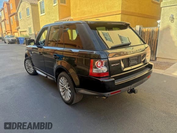 ✅ 2013 Land Rover Range Rover Sport HSE • VIN: SALSF2D42DA786957 • Лот: 95334075. Опубликован ранее на Copart с пробегом 90 245 миль. Бесплатный доступ к архиву аукционных продаж из США и подробный отчёт об истории автомобиля на DreamBid. Изображение 3.
