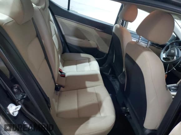 ✅ 2018 Hyundai Elantra SEL • VIN: 5NPD84LFXJH242624 • Lot: 66649275. Listed on Copart with 85,788 mi. Free auction sales archive from the USA and detailed vehicle history report at DreamBid. Image 10.