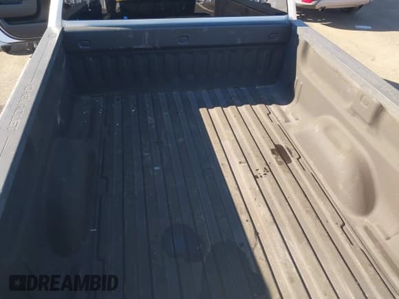 ✅ 2015 Chevrolet Silverado 2500HD LT • VIN: 1GC1KVE83FF653342 • Lot: 41970275. Listed on IAAI with 130,535 mi. Free auction sales archive from the USA and detailed vehicle history report at DreamBid. Image 22.