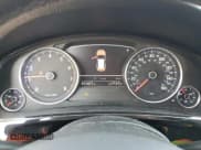 ✅ 2013 Volkswagen Touareg Exec • VIN: WVGEF9BP2DD000126 • Lot: 54430375. Listed on Copart with 111,677 mi. Free auction sales archive from the USA and detailed vehicle history report at DreamBid. Image 9.